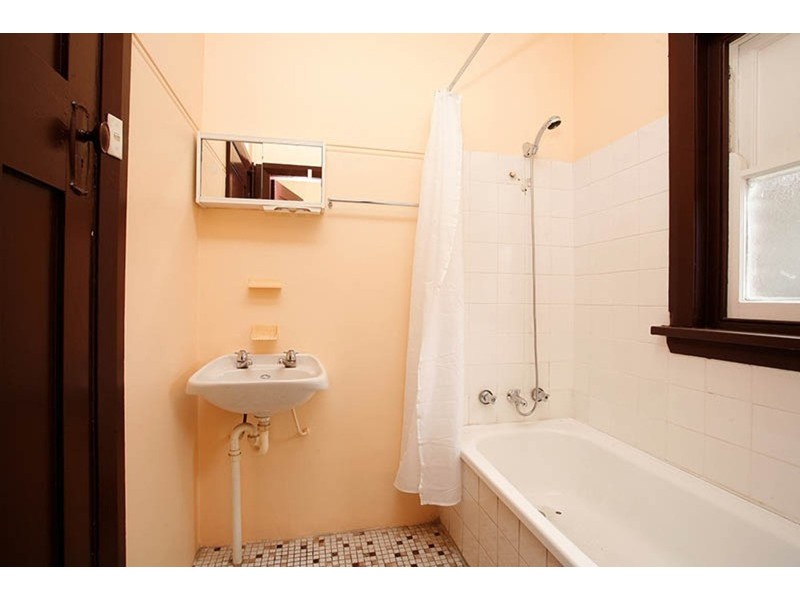 112 Victoria Road, North Parramatta NSW 2151