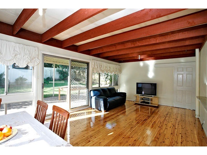 16 Cox Crescent, Dundas Valley NSW 2117