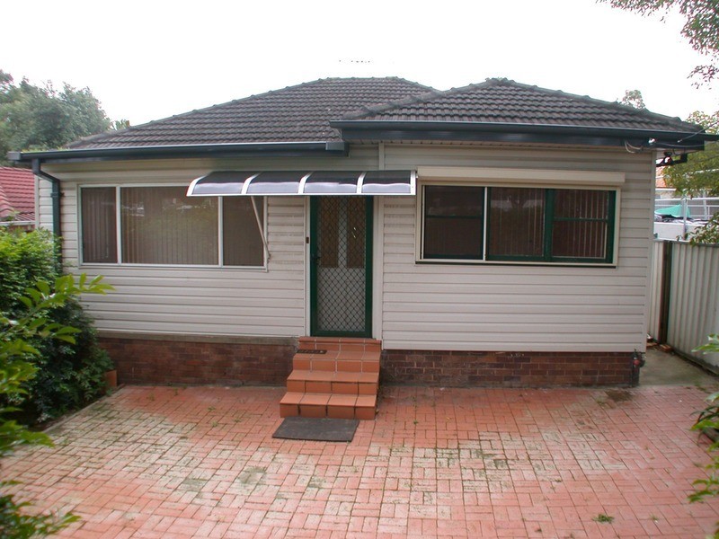 2/558 Victoria Road, Ermington NSW 2115