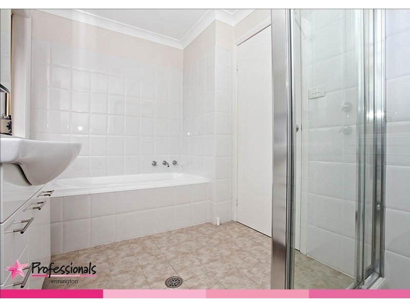 1/23 Bennetts Road East, Dundas NSW 2117