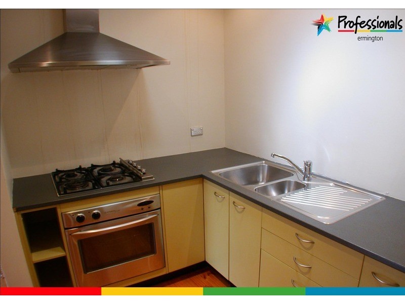 37 Hinkler Street, Ermington NSW 2115