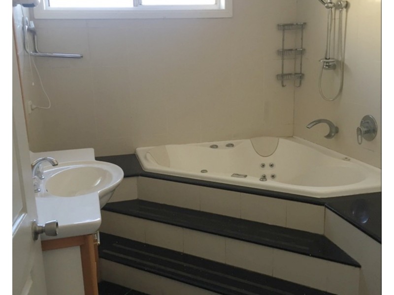 4  Harrow Place, Lansvale NSW 2166