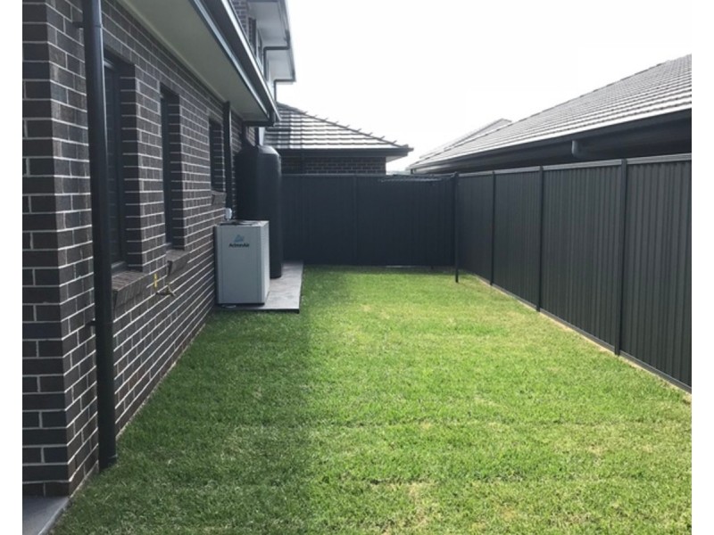 28 Rawlings Street, Oran Park NSW 2570