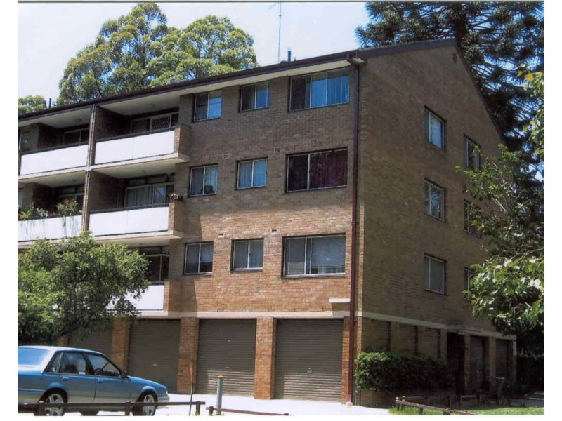 32/127 The Crescent, Fairfield NSW 2165