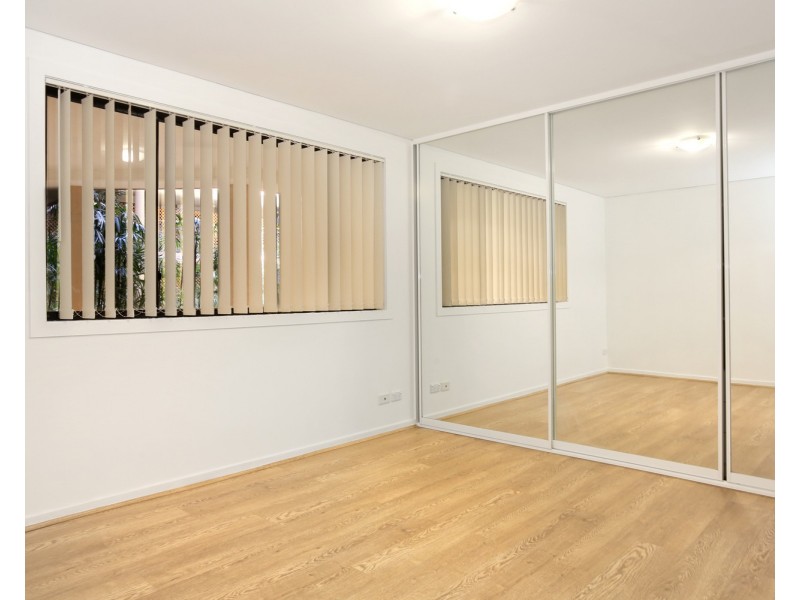 6/37-41 Ware Street, Fairfield NSW 2165