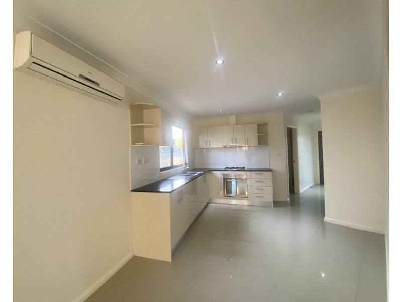 23 Beale Crescent, Fairfield West NSW 2165