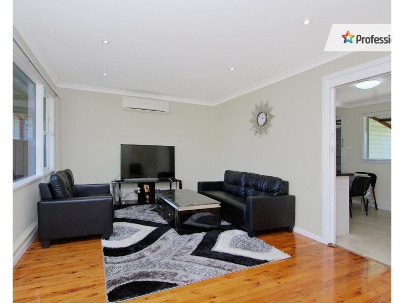25 Eyre Street, Smithfield NSW 2164