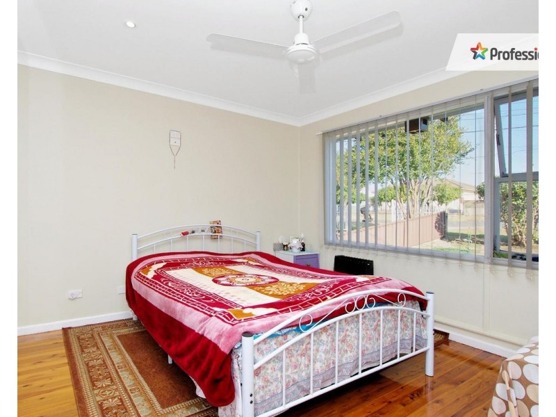 25 Eyre Street, Smithfield NSW 2164
