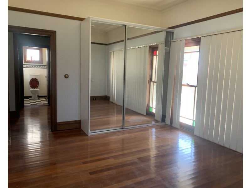 124 Orchardleigh Street, Old Guildford NSW 2161