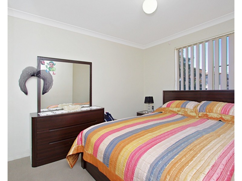 8/64 Nelson Street, Fairfield NSW 2165