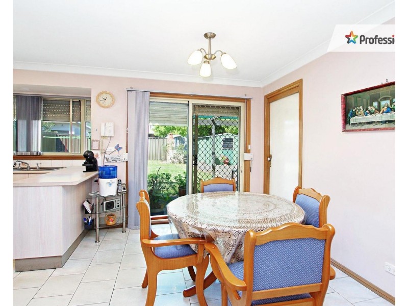 30 Rowley Street, Smithfield NSW 2164