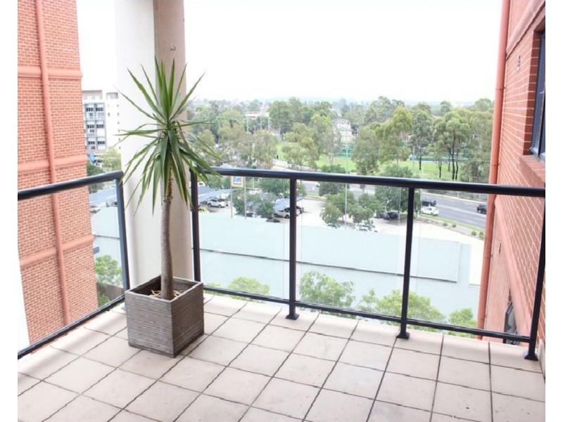 524/360 The Horsley Drive, Fairfield NSW 2165