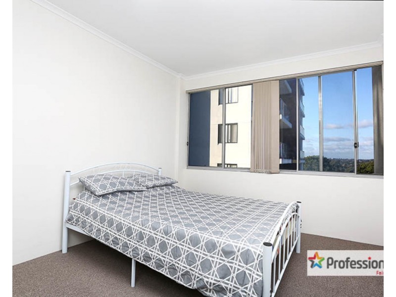 701/13 Spencer Street, Fairfield NSW 2165