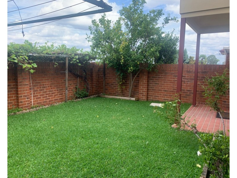 12/35 Marlborough Street, Smithfield NSW 2164