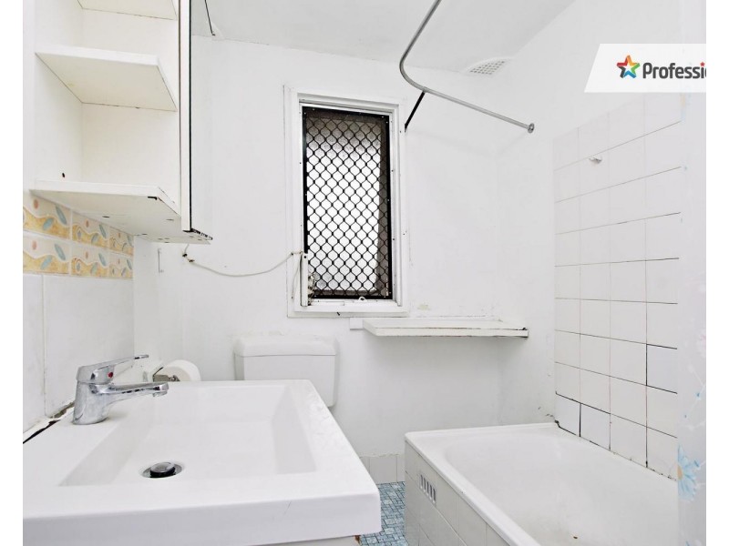 8 Steele Place, Bonnyrigg NSW 2177