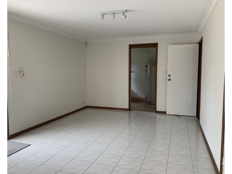 35 Holbrook Street, Bossley Park NSW 2176