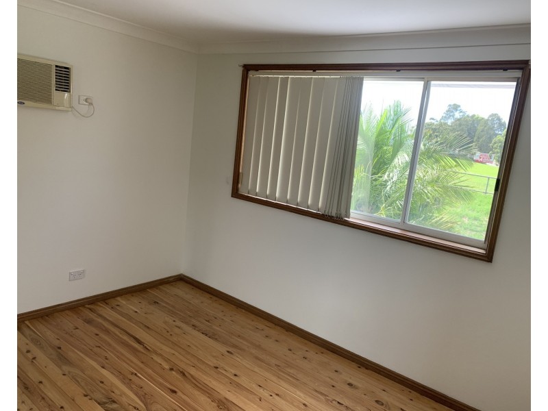 35 Holbrook Street, Bossley Park NSW 2176