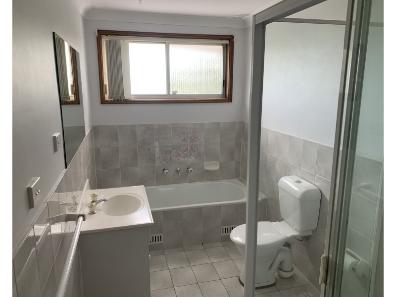 35 Holbrook Street, Bossley Park NSW 2176