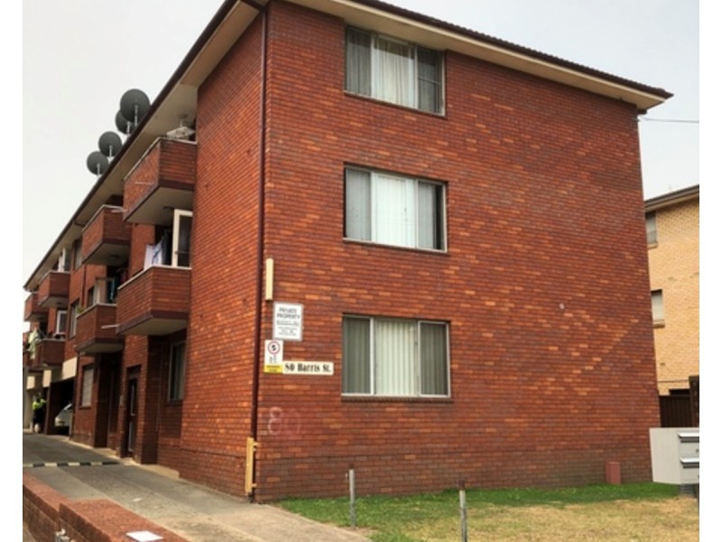 8/80 Harris Street, Fairfield NSW 2165