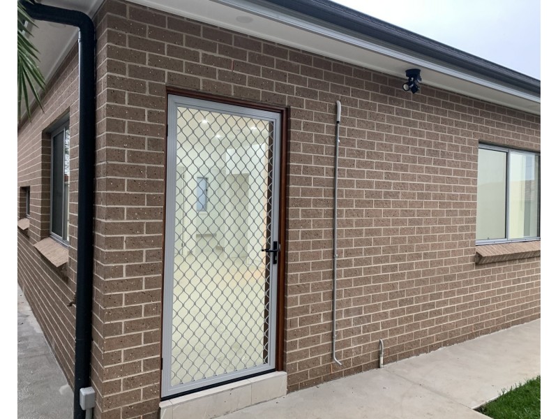 23A  Craig Street, Smithfield NSW 2164