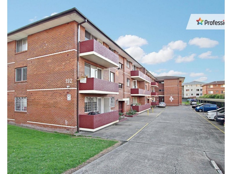 15/192 Sandal Crescent, Carramar NSW 2163