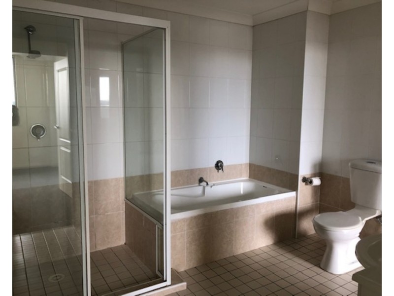 1205/1 Spencer Street, Fairfield NSW 2165