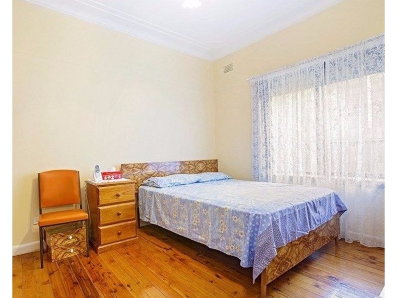 15 Allenby Street, Canley Heights NSW 2166