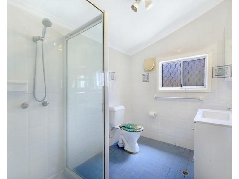 65 Madeline Street, Fairfield West NSW 2165