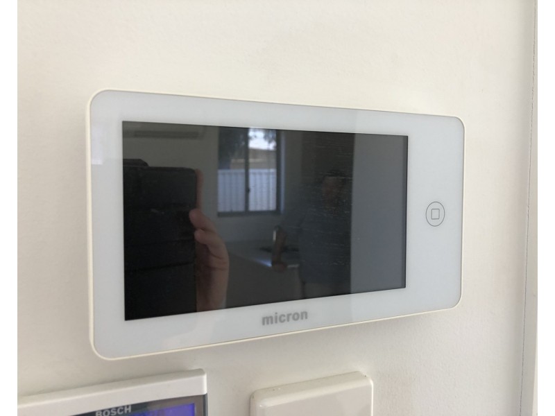 2 Myddleton Avenue, Fairfield NSW 2165