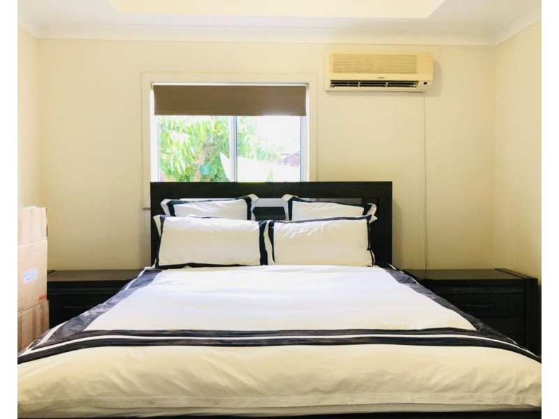 21A Dampier Crescent, Fairfield West NSW 2165