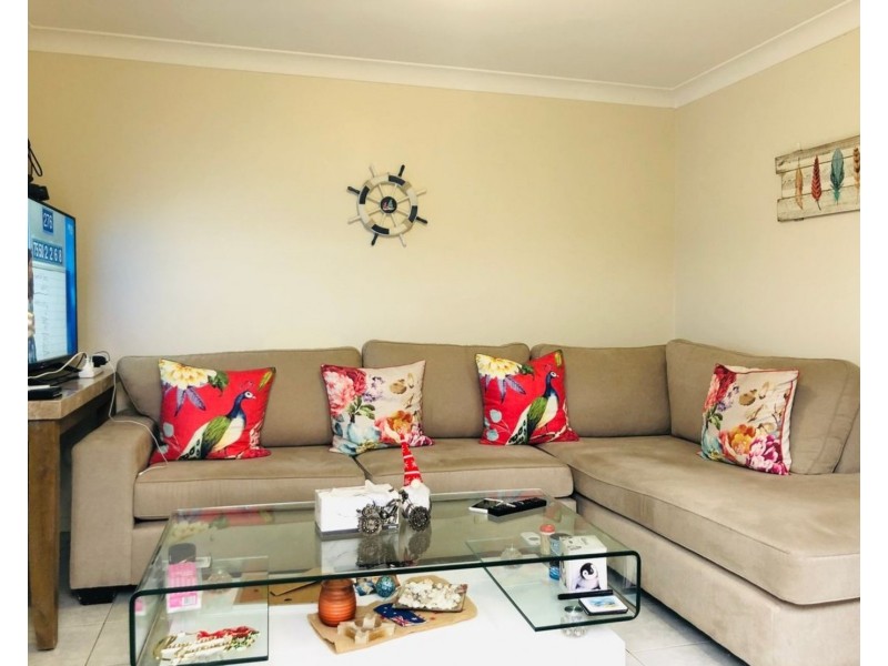 21A Dampier Crescent, Fairfield West NSW 2165