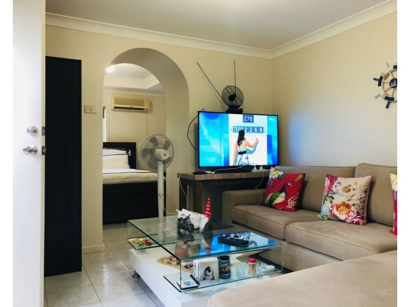 21A Dampier Crescent, Fairfield West NSW 2165