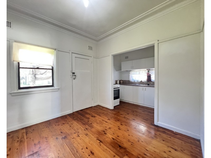 30 Burns Road, Wakeley NSW 2176