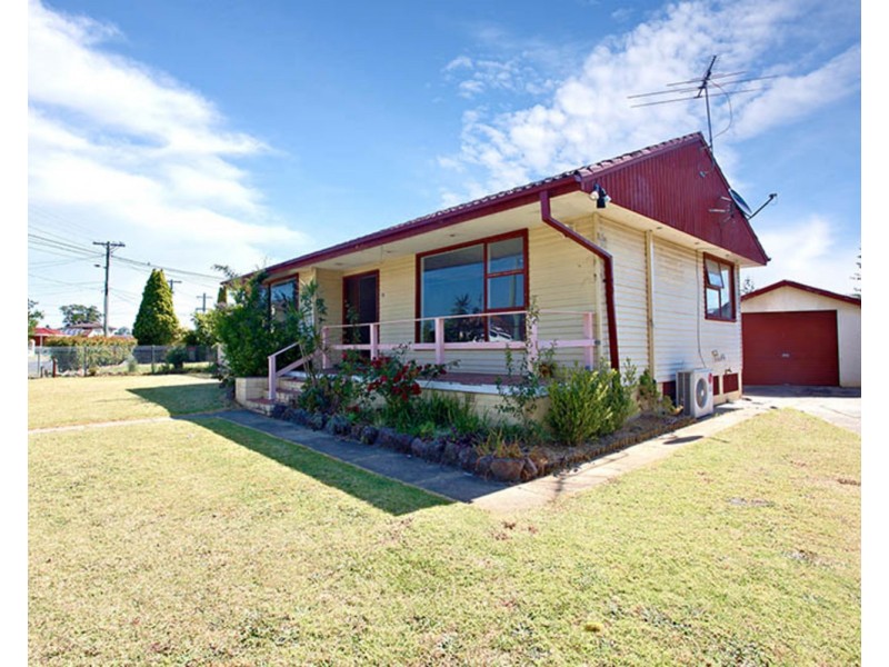 28 Hemingway Crescent, Fairfield NSW 2165