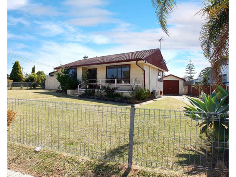28 Hemingway Crescent, Fairfield NSW 2165