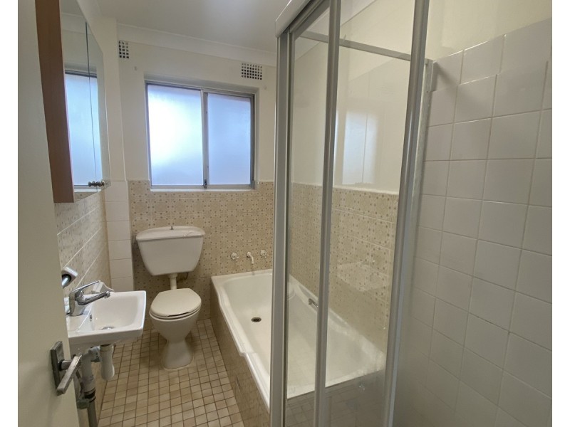 15/9-11 Lackey Street, Fairfield NSW 2165