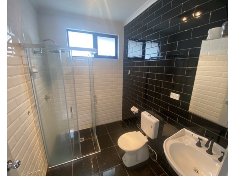 2/11 Ellis Parade, Yennora NSW 2161