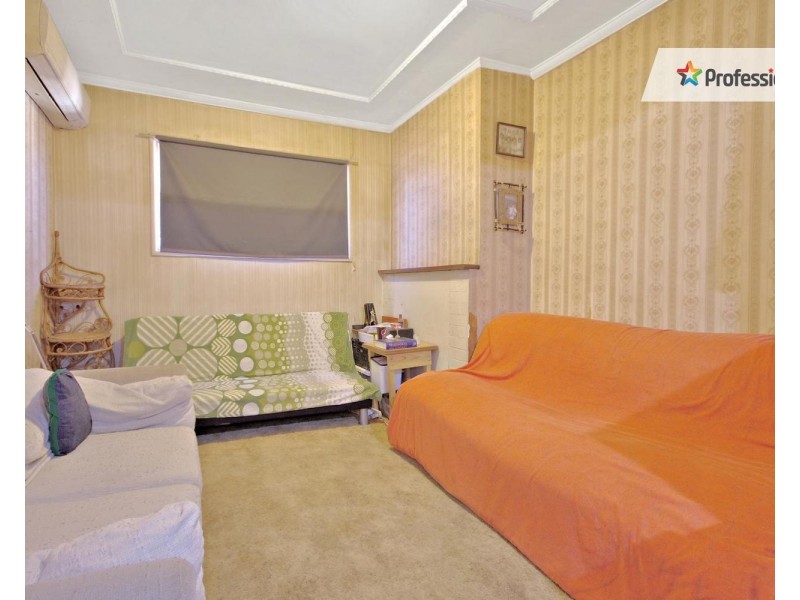 16 Cunninghame Street, Fairfield NSW 2165