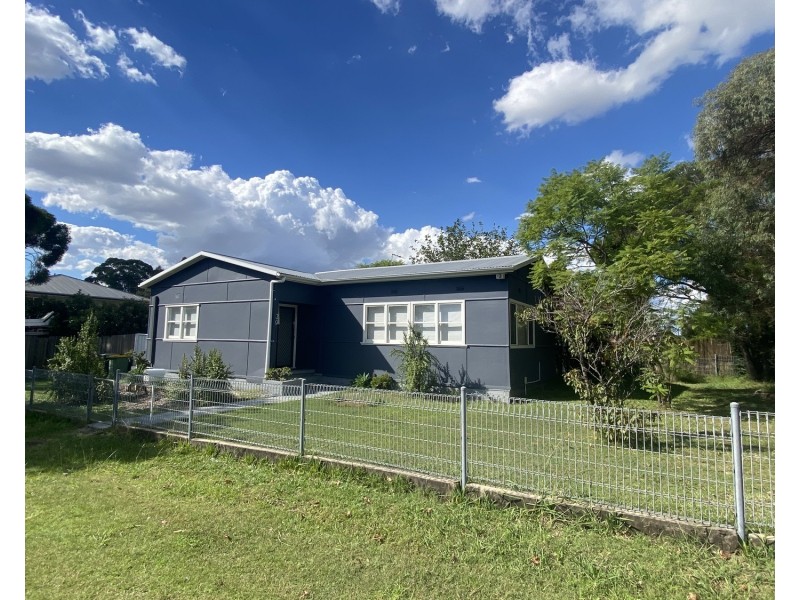 39 Mitchell Street, Fairfield East NSW 2165