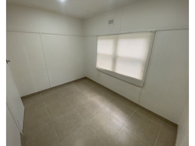 39 Mitchell Street, Fairfield East NSW 2165