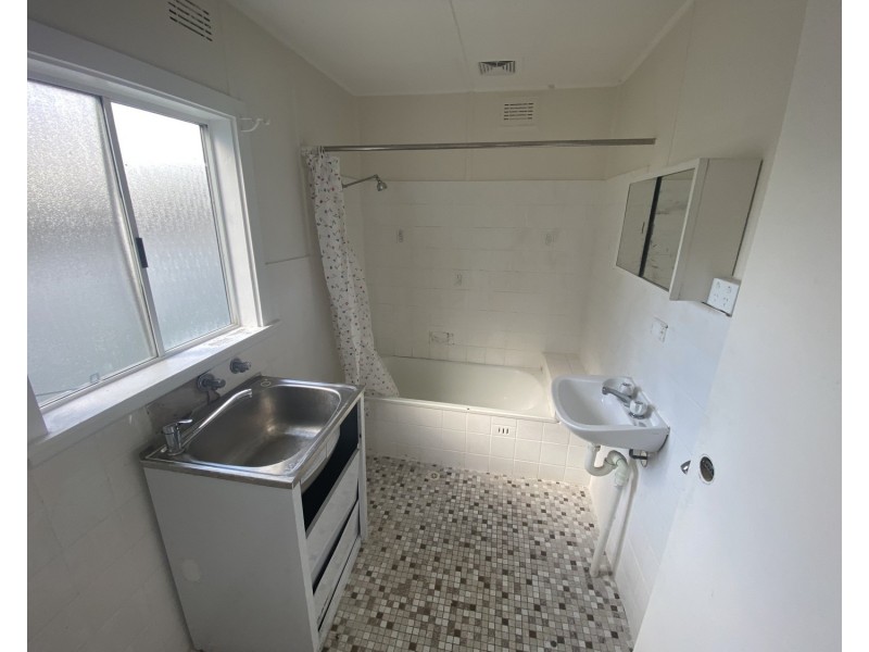 39 Mitchell Street, Fairfield East NSW 2165