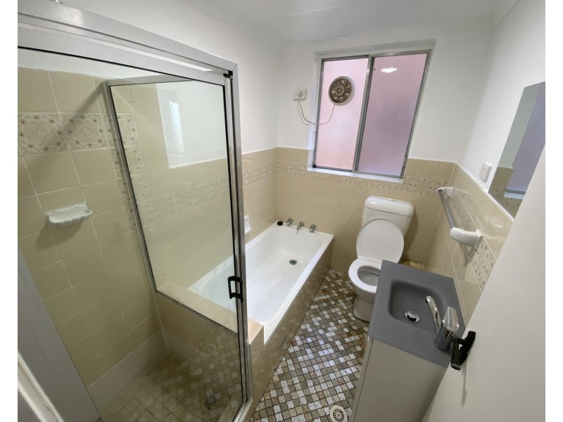 4/35 Carramar Avenue, Carramar NSW 2163