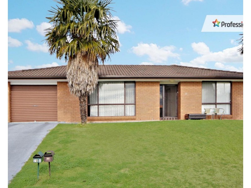 20 Glenfern Crescent, Bossley Park NSW 2176