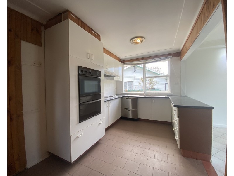 28 Hemingway Crescent, Fairfield NSW 2165