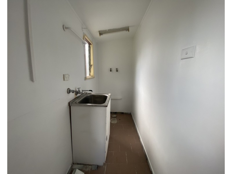 28 Hemingway Crescent, Fairfield NSW 2165