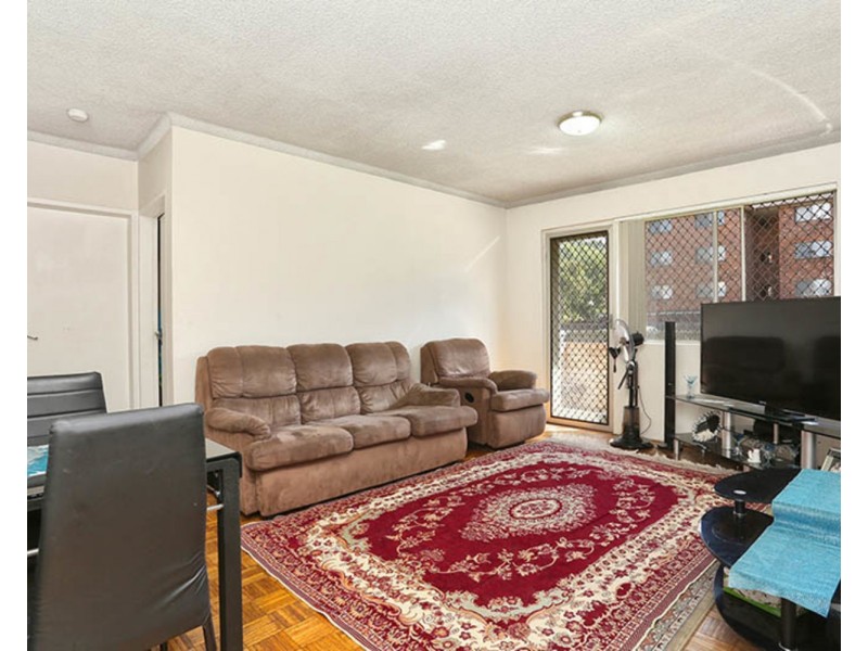 6/192 Sandal Crescent, Carramar NSW 2163