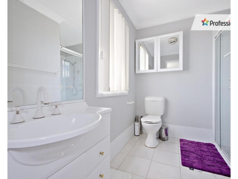 26 Melaleuca Avenue, Fairfield East NSW 2165