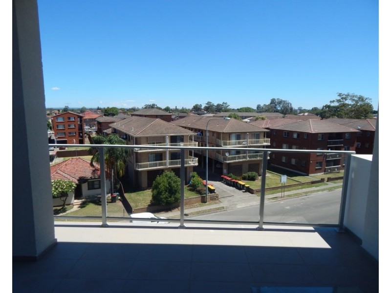 8/66 Nelson Street, Fairfield NSW 2165