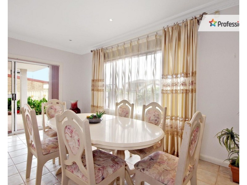 5 Linda Street, Fairfield Heights NSW 2165