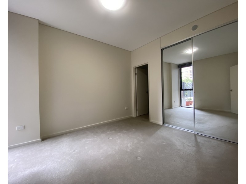 6/1 Bathurst Street, Liverpool NSW 2170